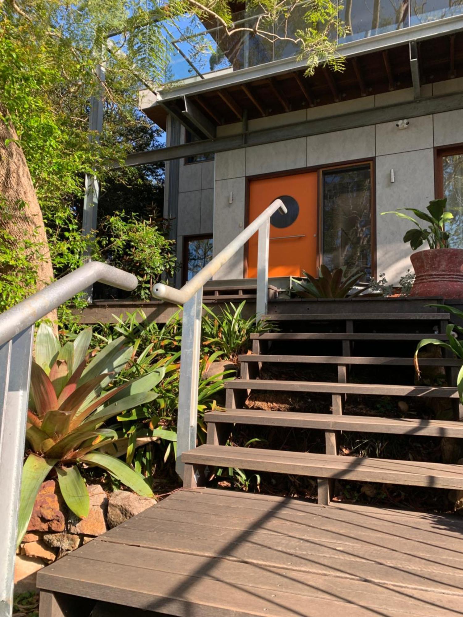 Tranquil Garden Apartment With Living Room Wollongong Exterior photo